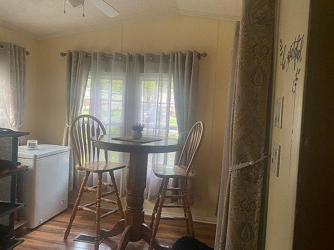 Photo of 126 Poe Voll Ct, Stroudsburg, PA