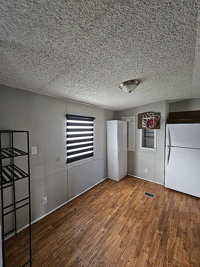 Photo of 664 Terry Ln, Jacksonville, NC