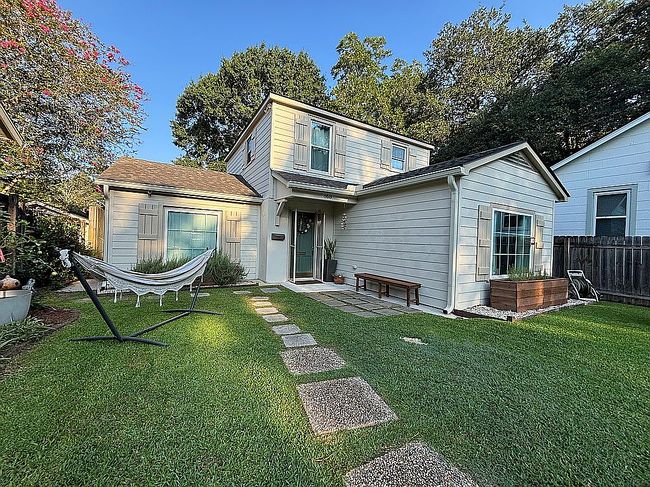 Photo of 868 Glenmore Ave