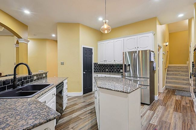 Photo of 3508 Buckingham Dr, Corinth, TX