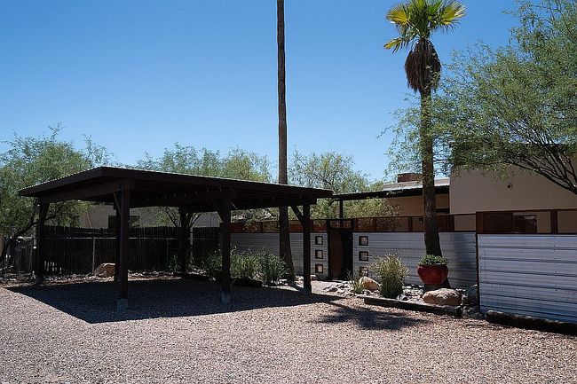 Preview of property located at 3117 N Park Ave