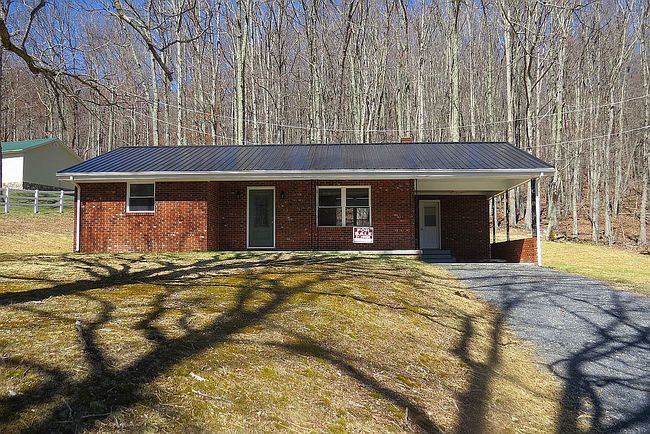 Image of 2736 Zenith Rd