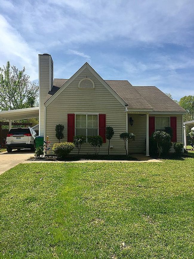 Photo of 970 White Cir, Grenada, MS