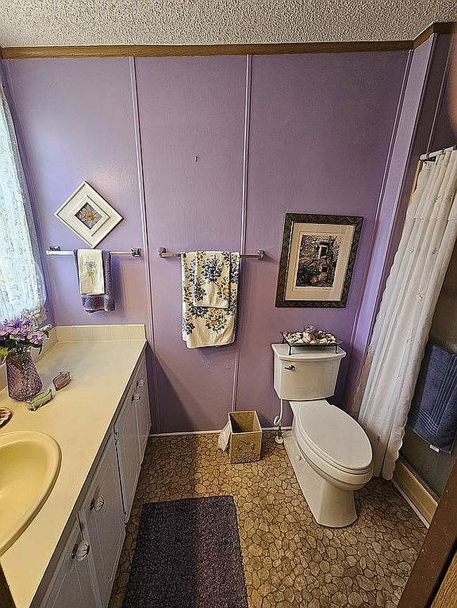 Photo of 526 Hemingway Ter, Fort Pierce, FL