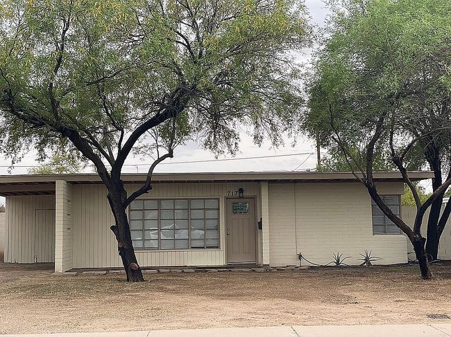 Photo of 717 W Howe St, Tempe, AZ