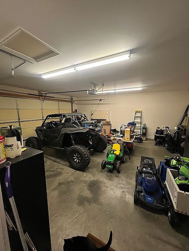 Preview of property located at 1033 Hunters Loop