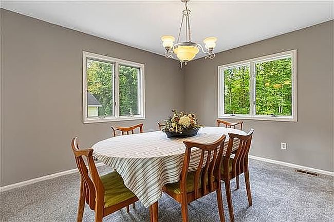 Image of 4127 Vincent Rd