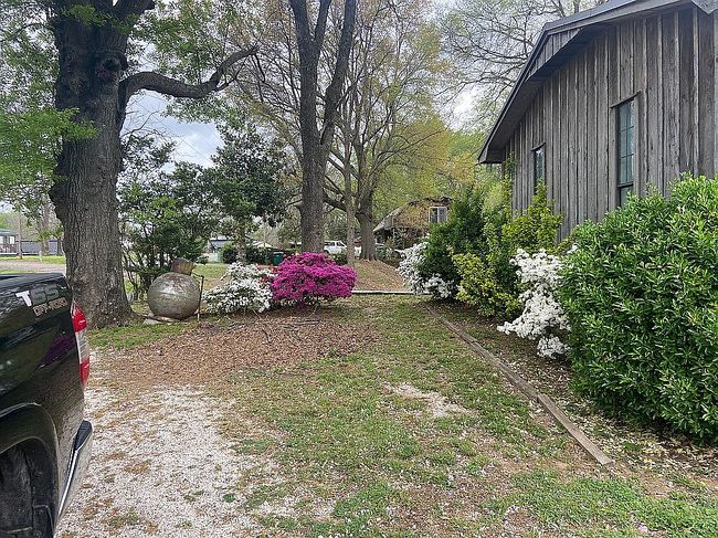 Image of 3115 Riverside Dr