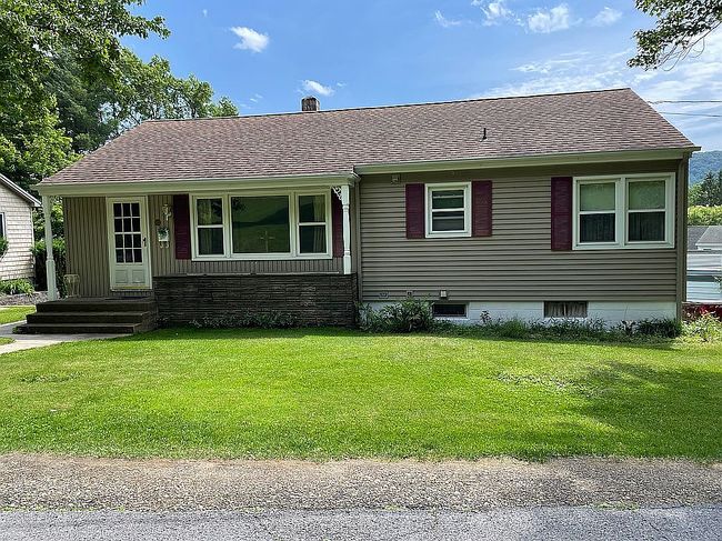 Image of 302 Grace Ave