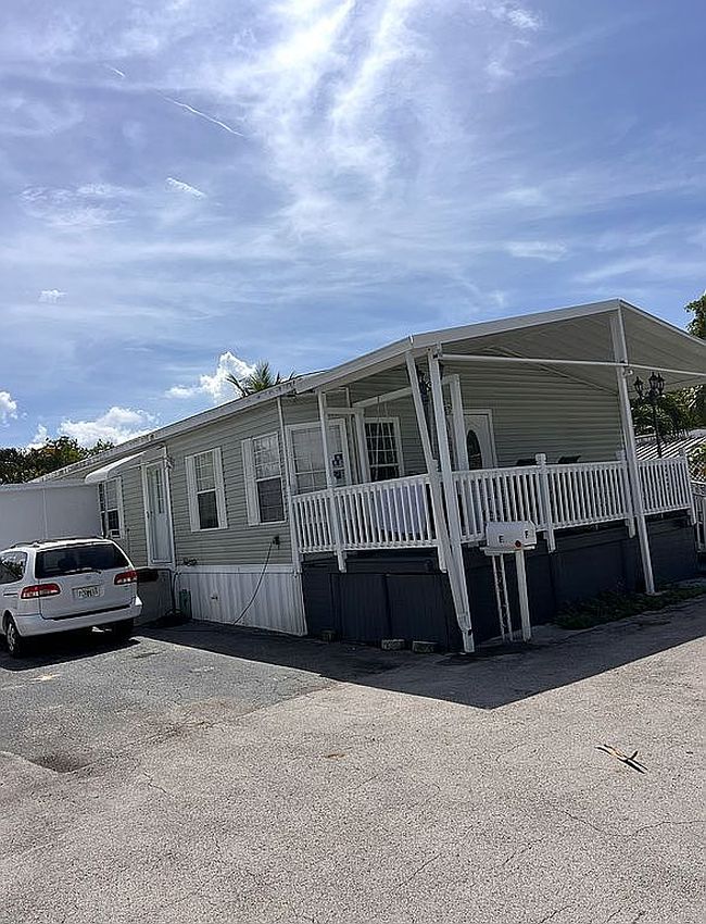 Photo of 19900 Nw 37th Ave #F