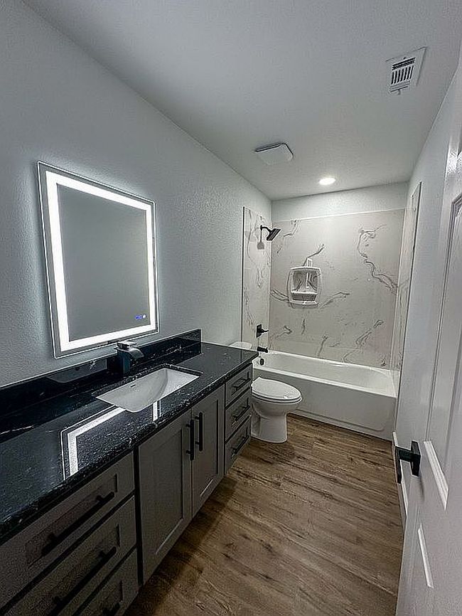 Image of 1025 Kane St