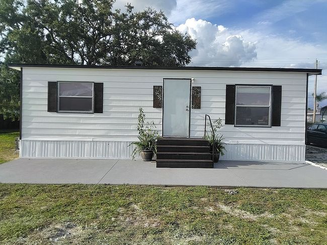 Photo of 5823 Red Fox Dr