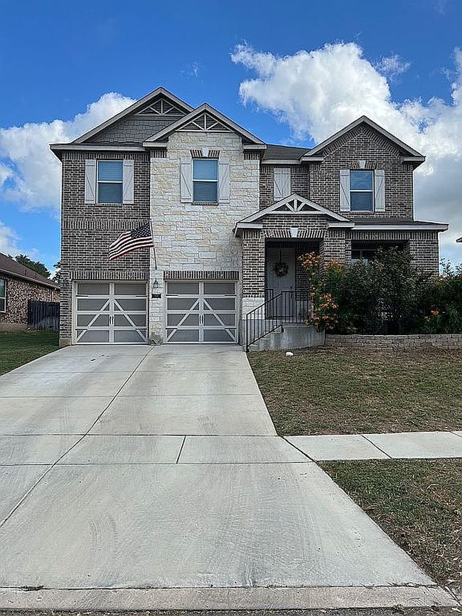 Photo of 104 Red Bud, Boerne, TX