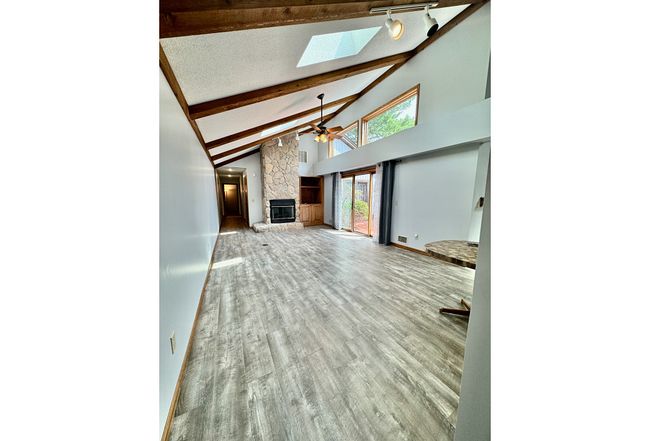 Photo of 17 Pinewood Dr