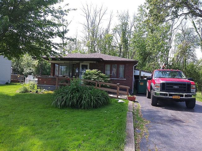 Photo of 8009 3rd Ave
