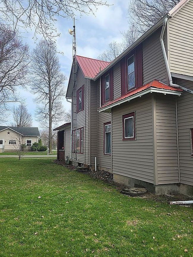 Image of 126 S Main St