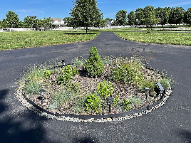 Photo of 306 Bridlewood Dr, Murray, KY