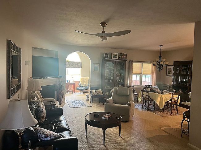 Photo of 6160 Meadowland Cir, Erie, PA