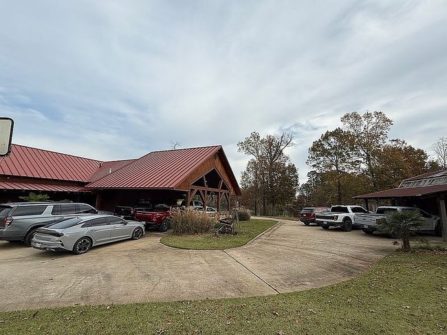 Additional photo 3 of property located at 155 Redbridge