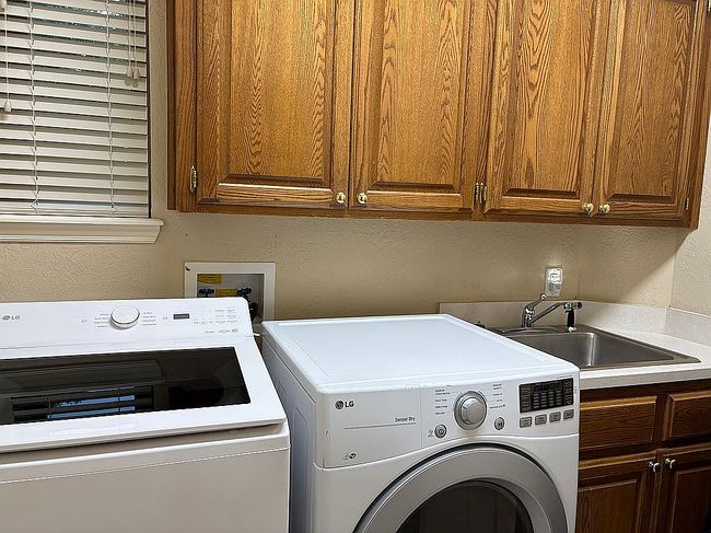Photo of 1434 Ne Independence Ave, Lawton, OK