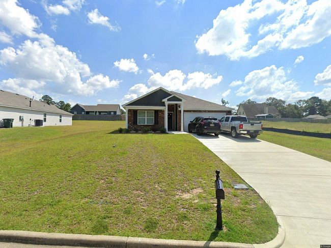 205 Mairead Dr, Dothan, AL