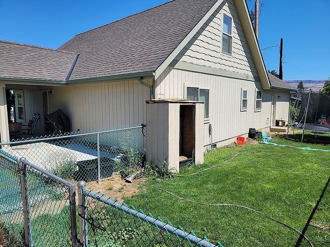 Photo of 1519 Springwater Ave, Wenatchee, WA