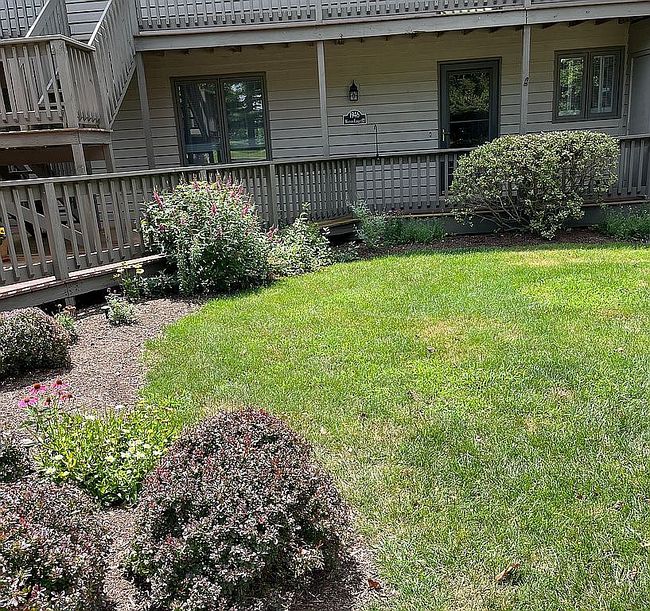 Photo of 1946 E Waters Edge Dr, Bloomington, IN