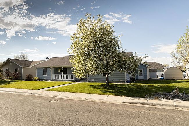 Image of 806 Avenue E