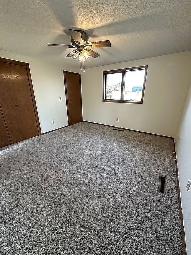 Image of 124 Broadmore St
