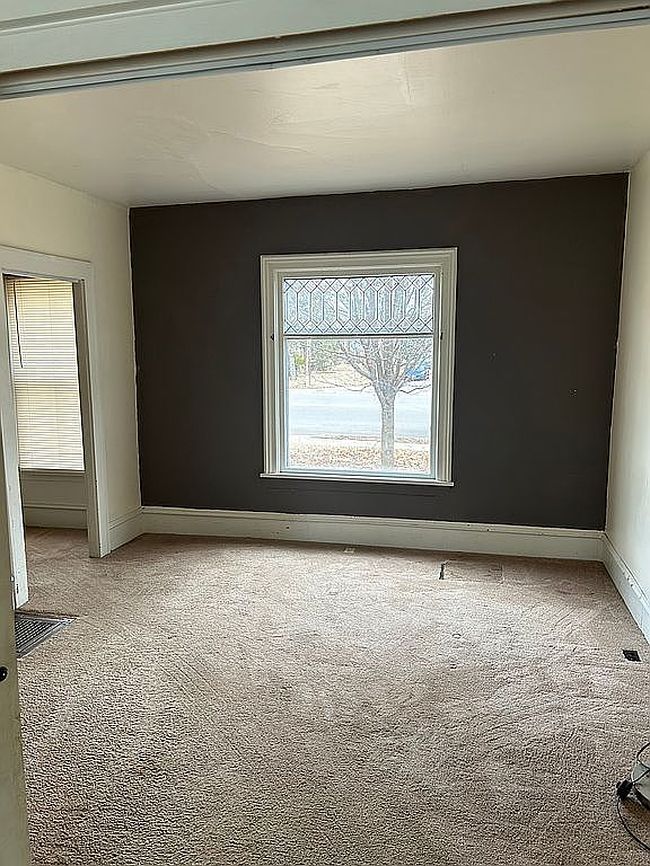 Image of 1055 Bucklin St