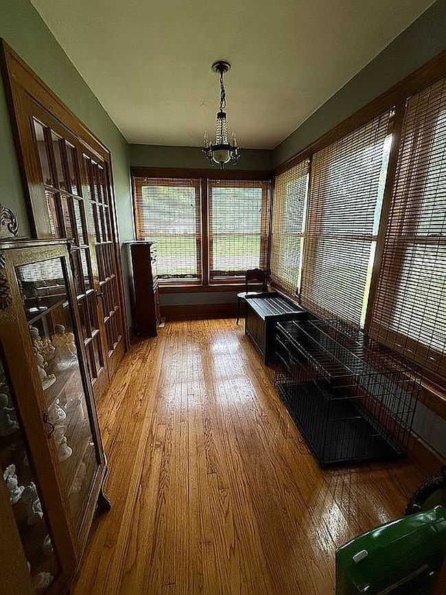 Photo of 304 Galesburg Rd, Knoxville, IL