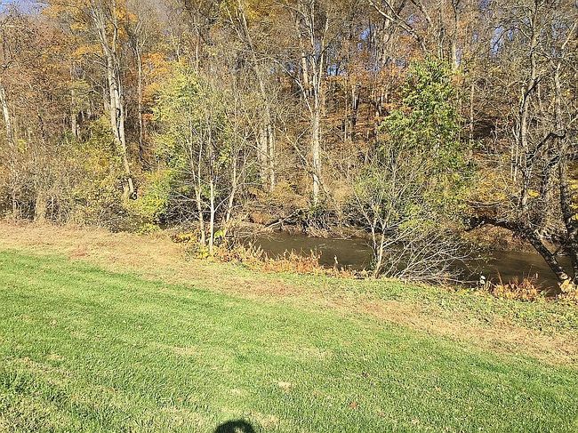 Image of 232 Creek Rd