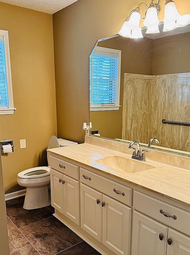 Photo of 63 Western Hills Cir, Greenbrier, AR