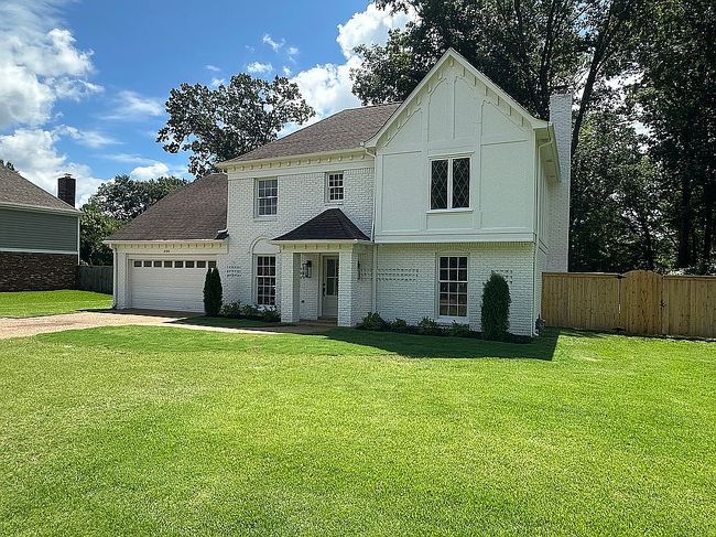 Photo of 2180 Kilbirnie Dr, Germantown, TN