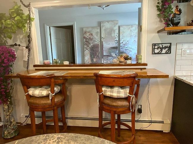 Photo of 8 Bening Ln, Holbrook, NY