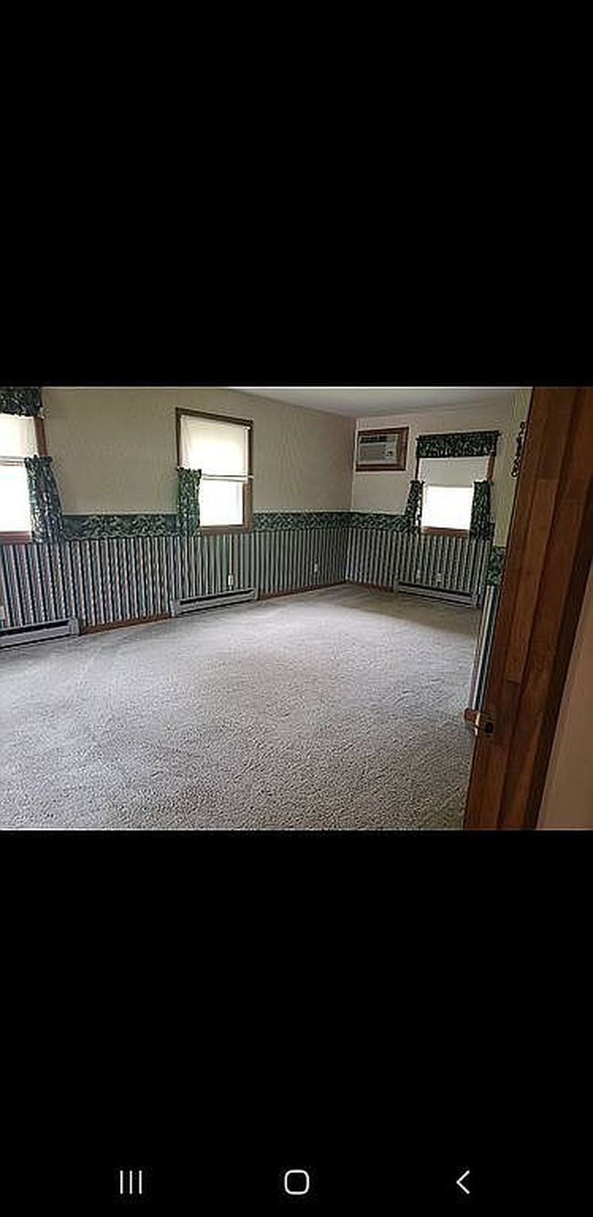 Photo of 10083 Bridge St, Metamora, IN