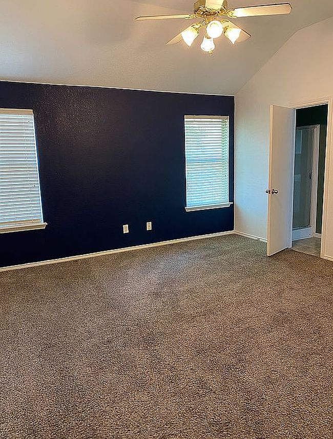 Additional photo 1 of property located at 6050 Lakefront St