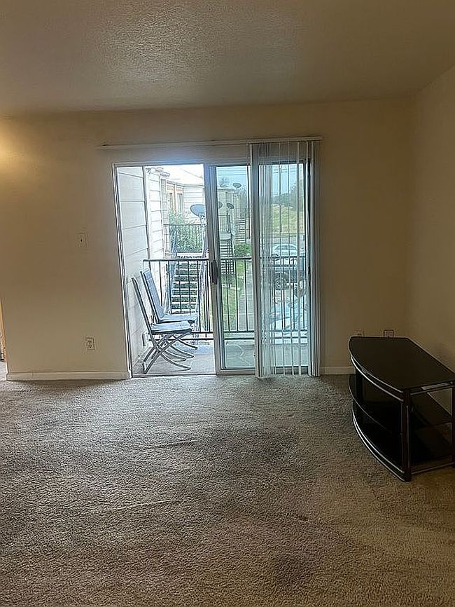 Photo of 8100 Creekbend Dr Apt 154, Houston, TX