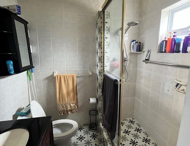 Additional photo 1 of property located at 470 Tequesta Dr