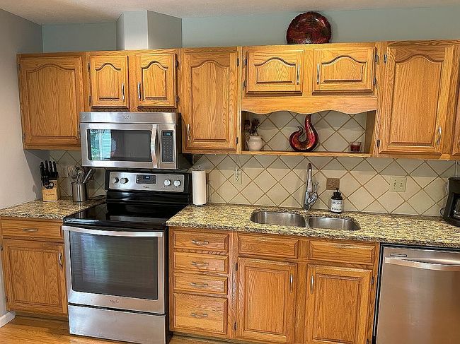 Image of 1116 Paddock Ln