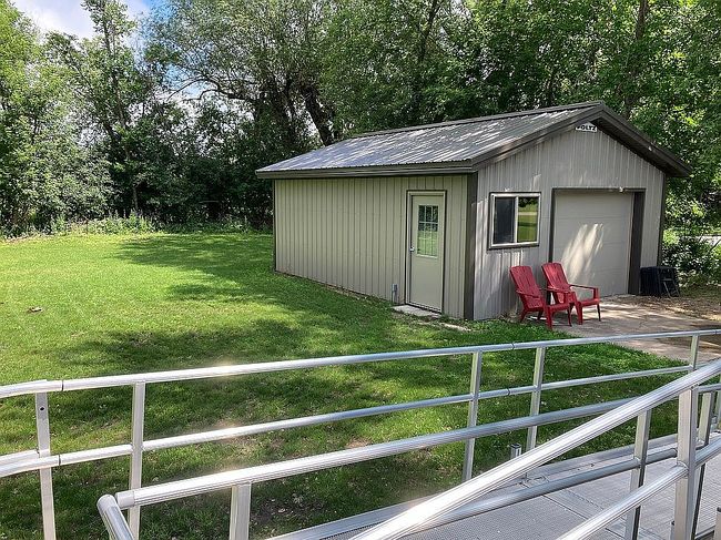 Additional photo 1 of property located at 303 1st Ave E