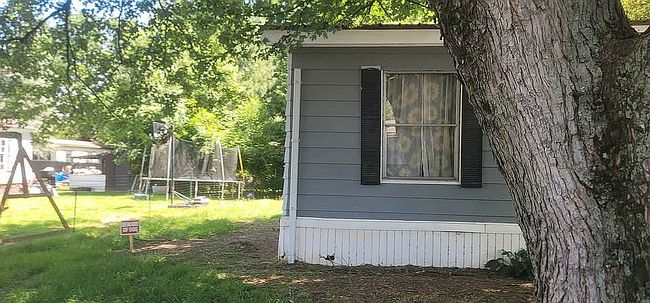 Image of 102 Cambridge Cir