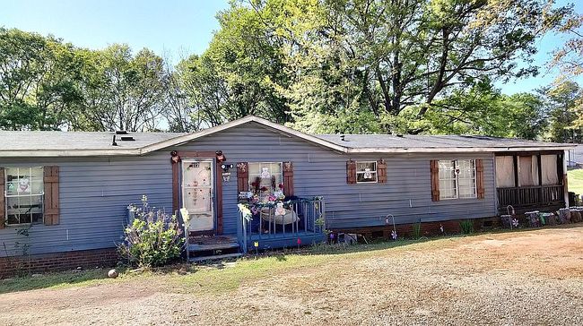 Photo of 112 Edwards St, Taylors, SC