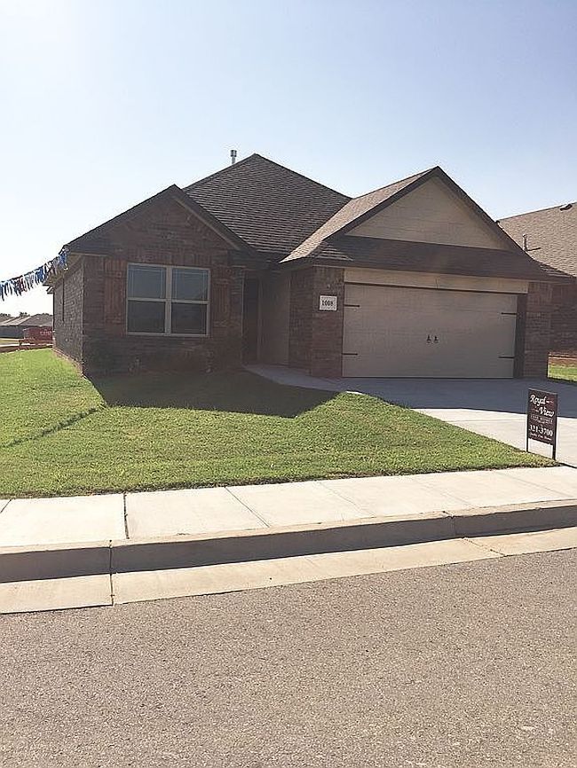 Additional photo 1 of property located at 1008 Golden Leaf Dr