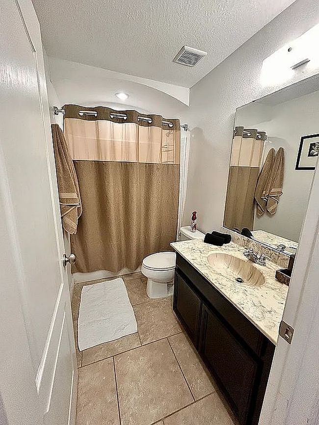 Photo of 136 Aston Grande Dr, Daytona Beach, FL