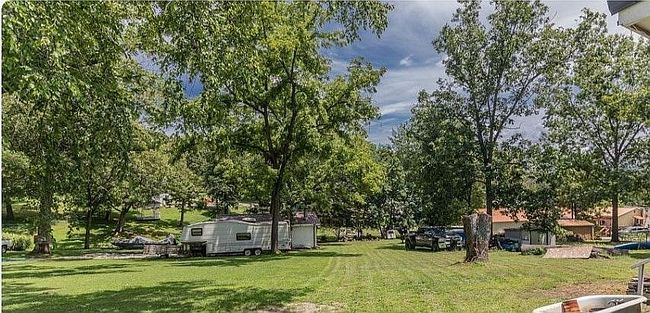 Photo of 26583 Escapade Ln, Warsaw, MO