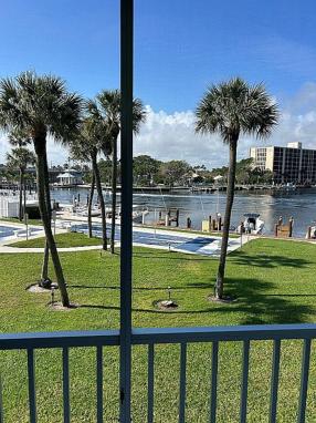 Preview of property located at 105 Ne 19th Ave Apt 254