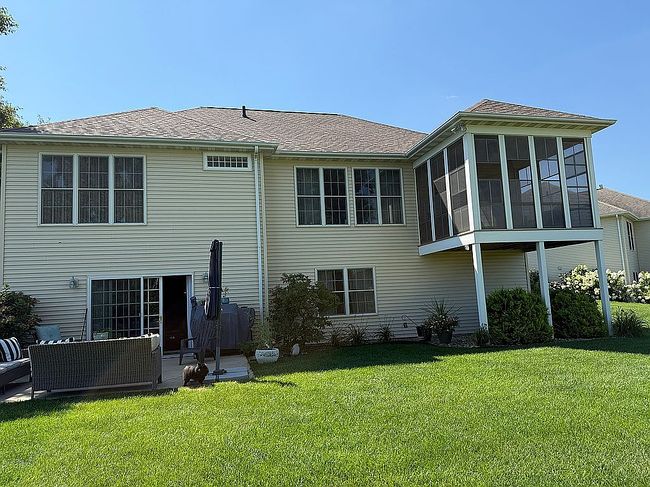 Photo of 120 Augusta Cir, Waverly, IA