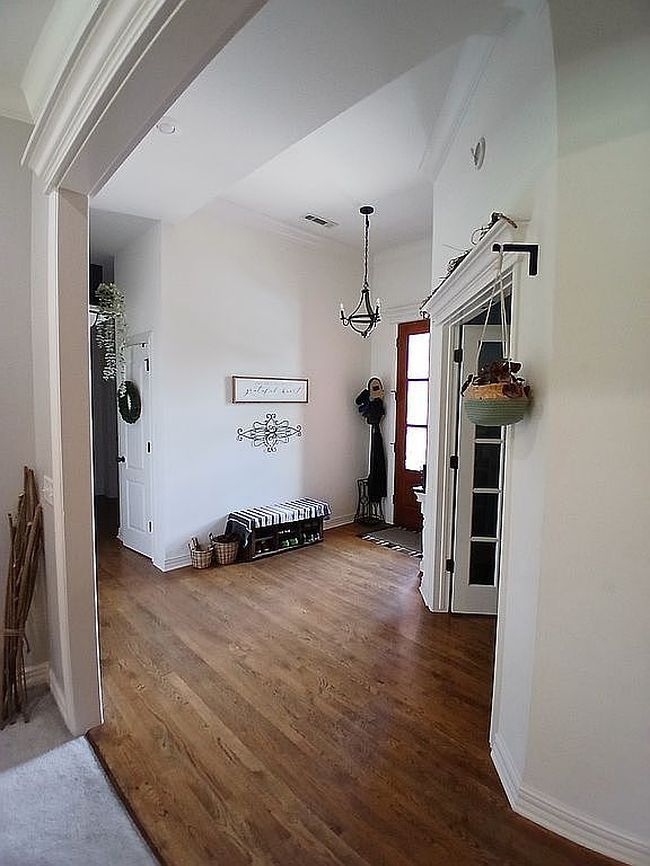 Photo of 700 Sw Sterling Pl, Bentonville, AR