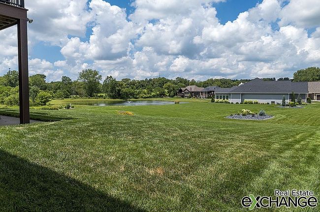 Photo of 4146 Prestwick Ct, Bettendorf, IA